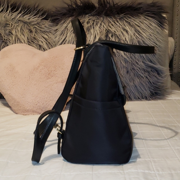 Travel Backback Purse with Suitcase Sleeve! - Picture 4 of 7